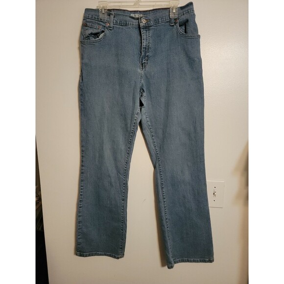 Levi's 550 Women's Size 16 M Jeans Classic Relaxed Fit Tapered Leg Blue Denim - Picture 1 of 9